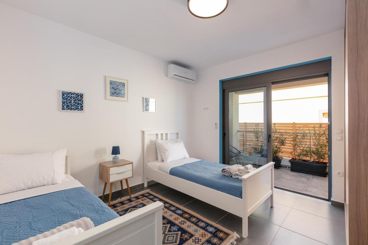 Greek Sky - New Modern Apartment With Shared Pool Tavronitis Екстериор снимка