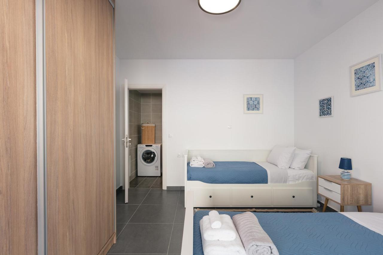 Greek Sky - New Modern Apartment With Shared Pool Tavronitis Екстериор снимка
